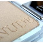 Dior Nude Glow Rahmen