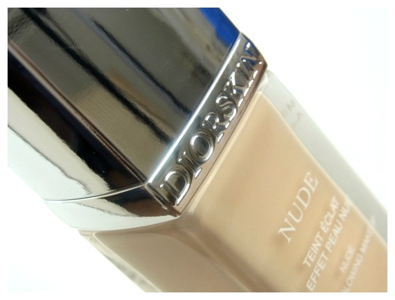 Dior Nude Skin Glowing Foundation – 010 Ivory