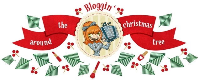 Bloggin‘ around the Christmas Tree