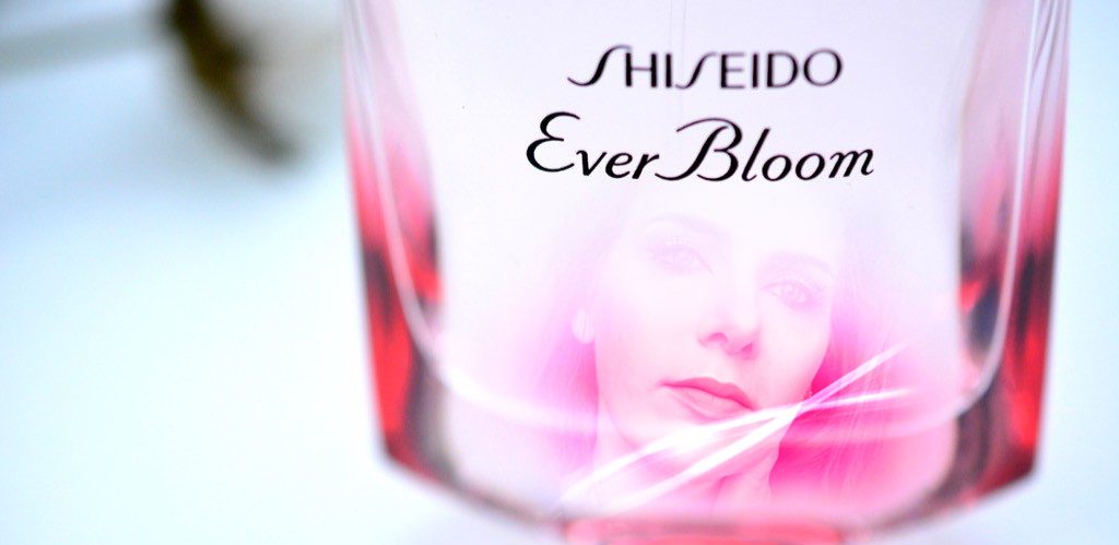 Von Macht und Bescheidenheit</br> SHISEIDO Ever Bloom